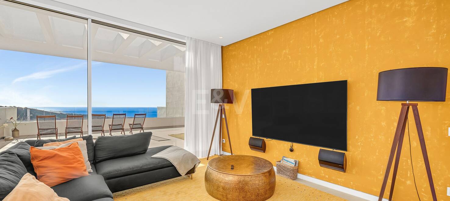 Duplex Penthouse with Stunning Sea views in Palo Alto