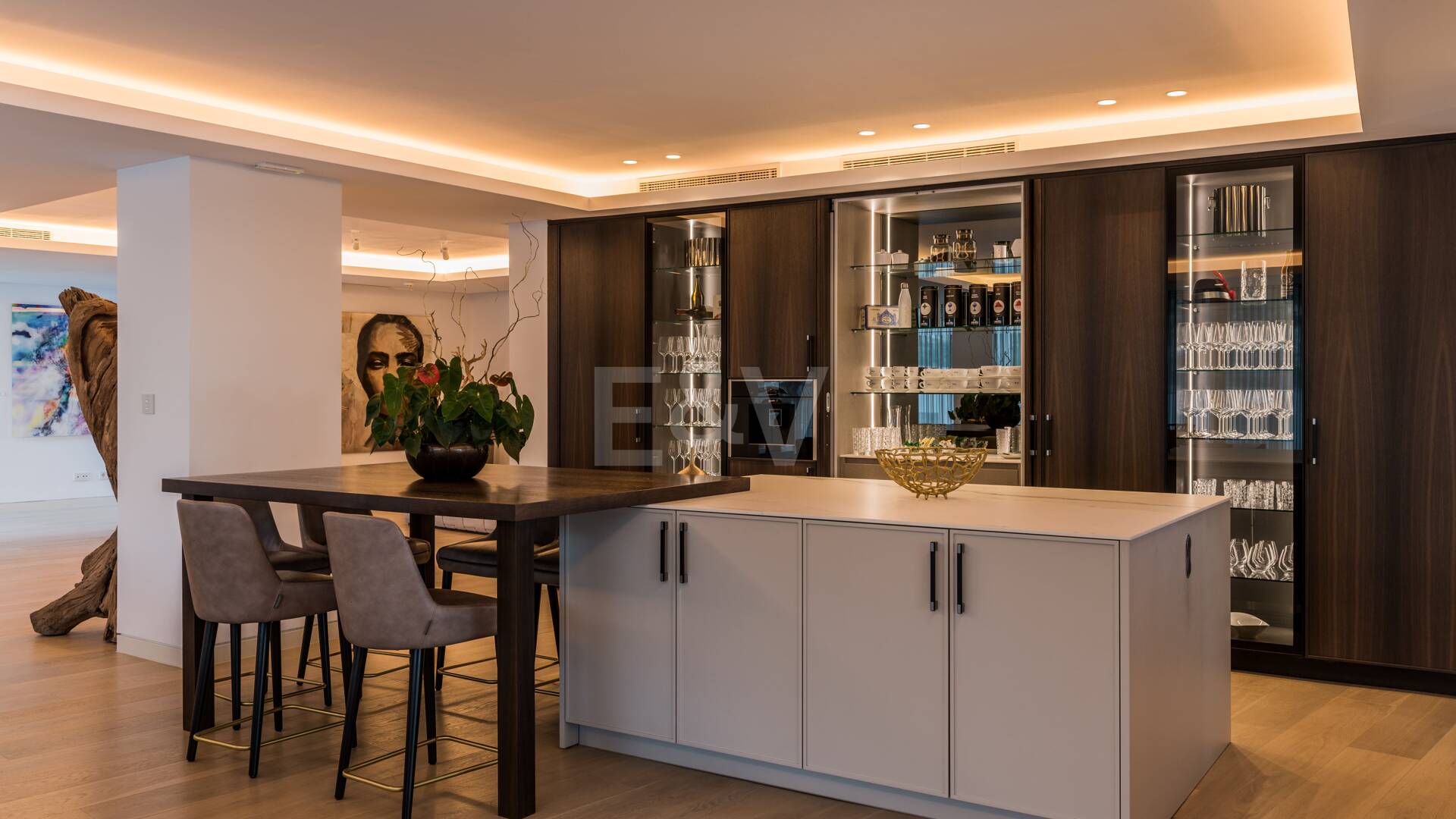 Duplex-Penthouse mit atemberaubendem Meerblick in Palo Alto