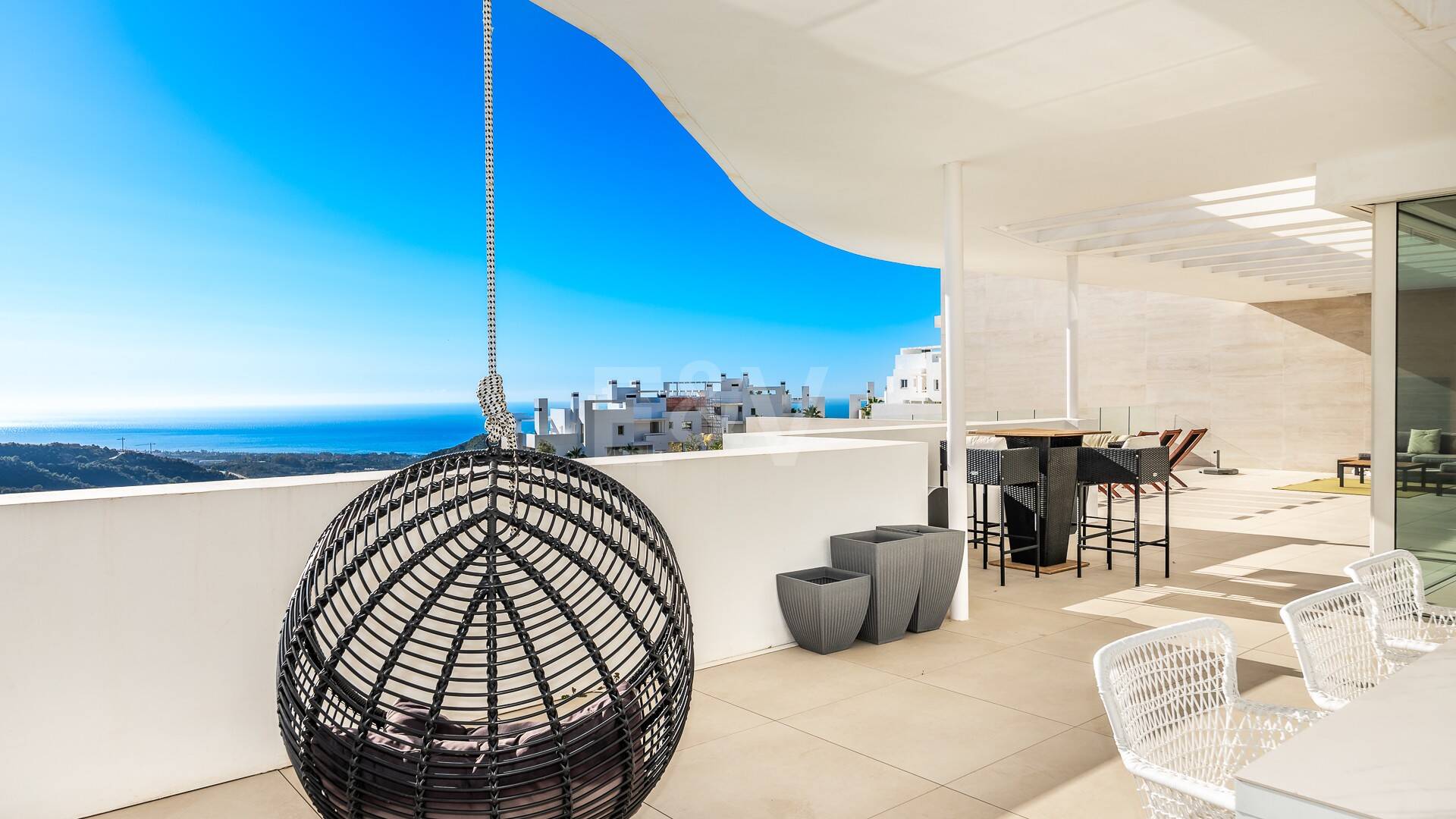 Duplex-Penthouse mit atemberaubendem Meerblick in Palo Alto