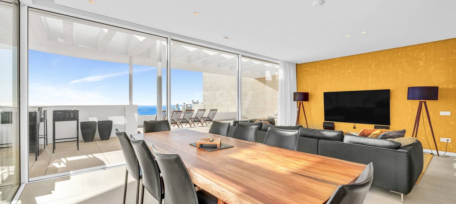 Duplex Penthouse with Stunning Sea views in Palo Alto