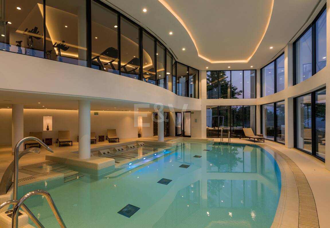 Duplex-Penthouse mit atemberaubendem Meerblick in Palo Alto