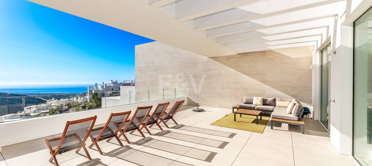 Duplex Penthouse with Stunning Sea views in Palo Alto