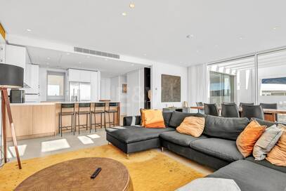 Duplex Penthouse with Stunning Sea views in Palo Alto