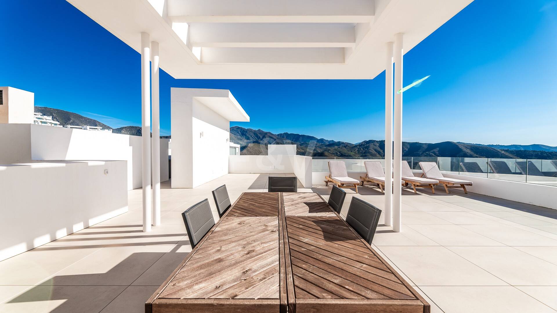 Duplex-Penthouse mit atemberaubendem Meerblick in Palo Alto