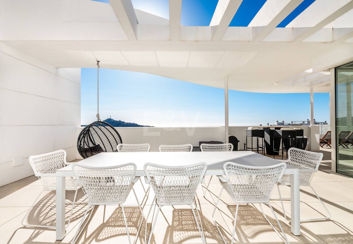 Duplex-Penthouse mit atemberaubendem Meerblick in Palo Alto