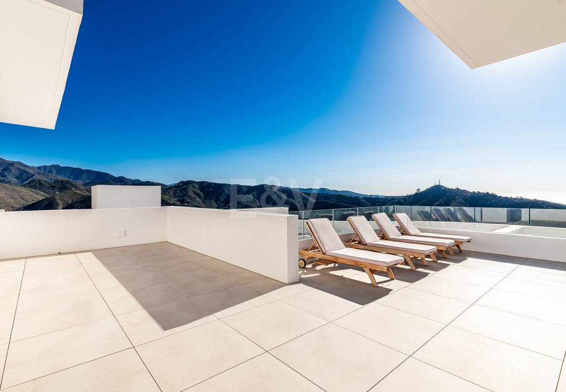 Duplex-Penthouse mit atemberaubendem Meerblick in Palo Alto