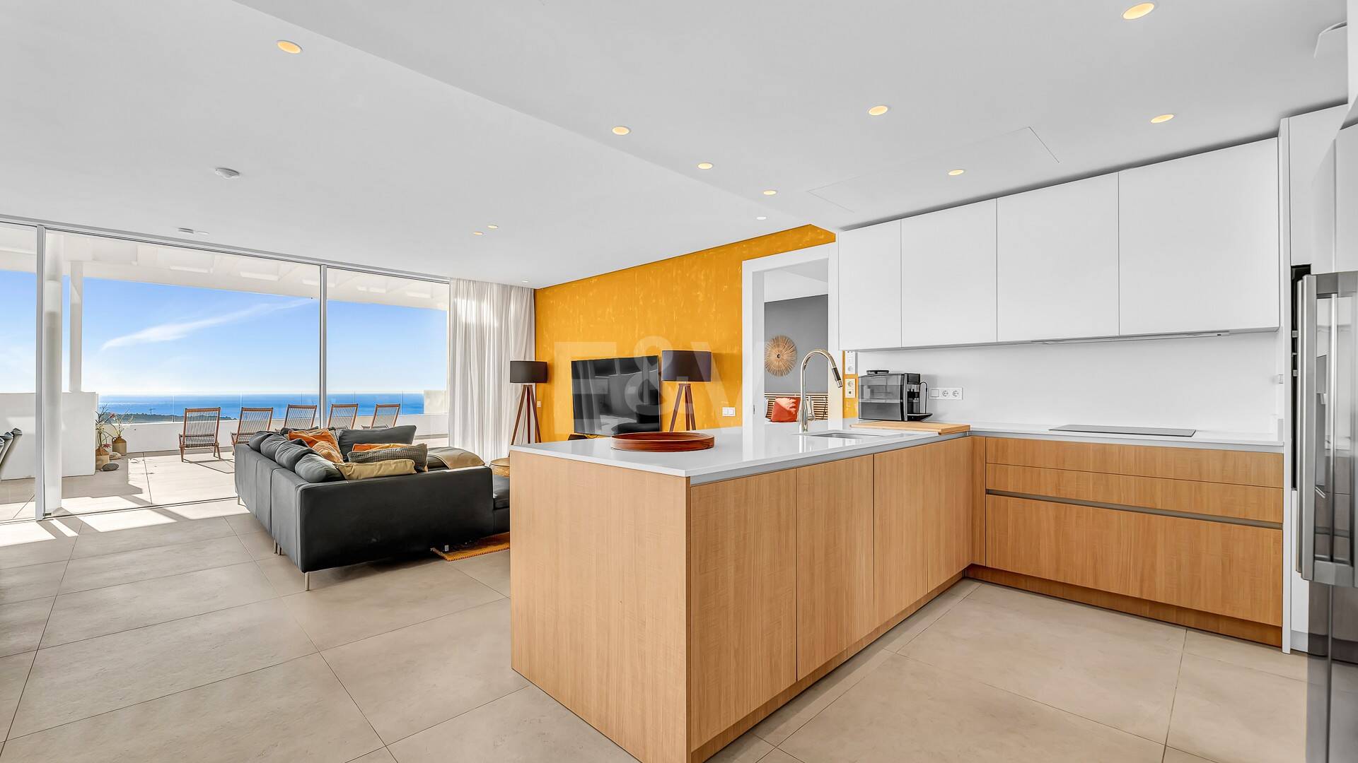 Duplex-Penthouse mit atemberaubendem Meerblick in Palo Alto