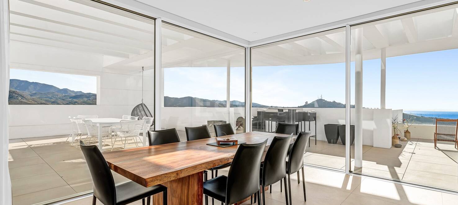 Duplex Penthouse with Stunning Sea views in Palo Alto