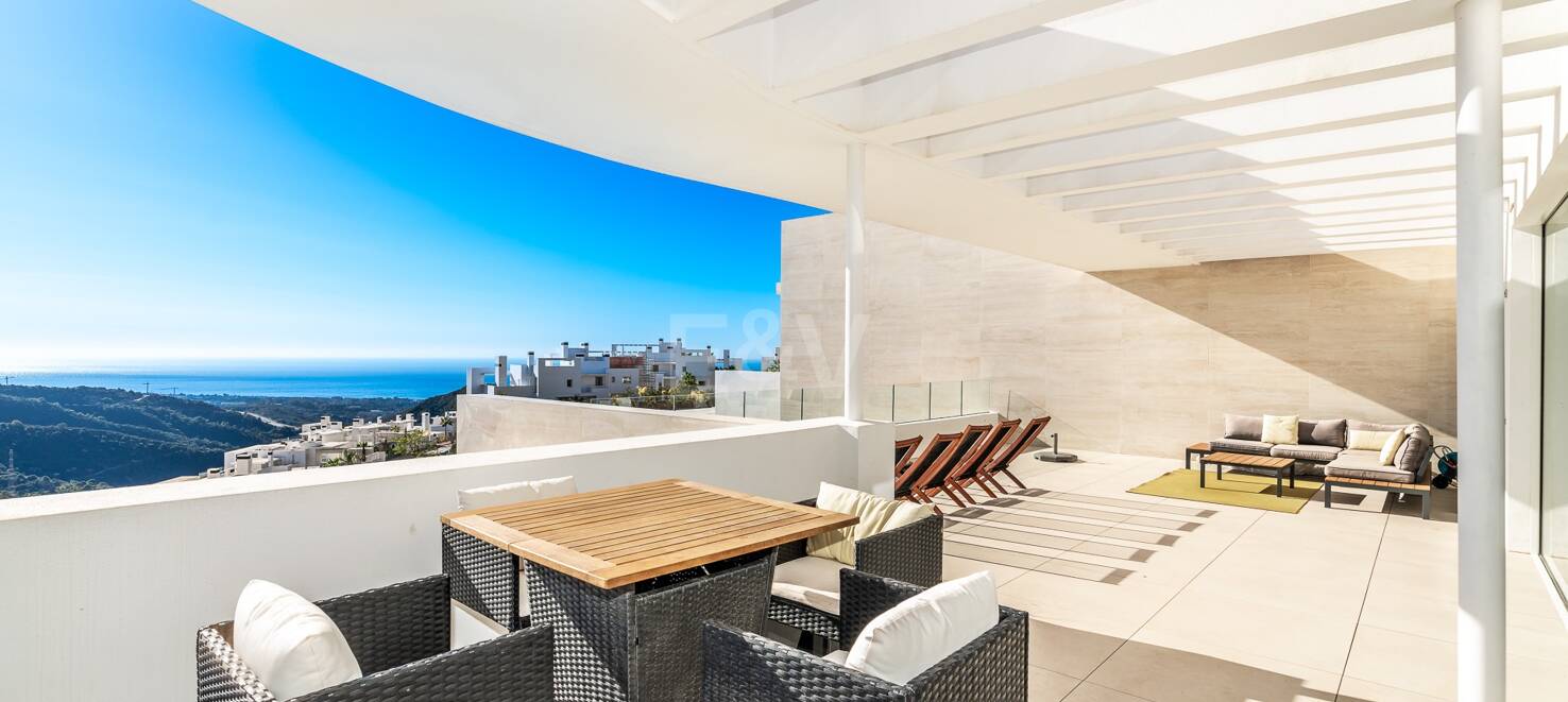 Duplex Penthouse with Stunning Sea views in Palo Alto