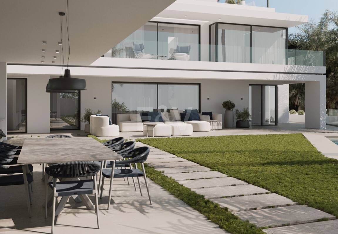 Preciosa villa en la prestigiosa zona de Cascada de Camoján