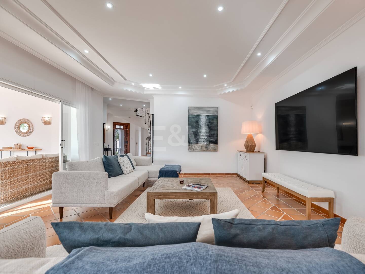 Villa de 5 habitaciones a 400m de la playa. Precios desde 8,500€/semana