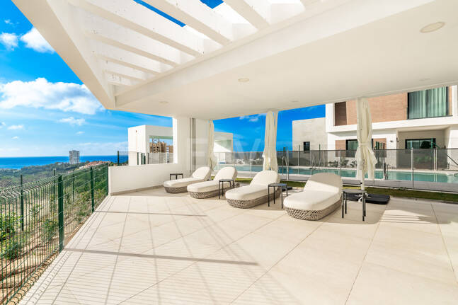 Meilleure propriété dans un développement exclusif à Rio Real avec des vues panoramiques ouvertes