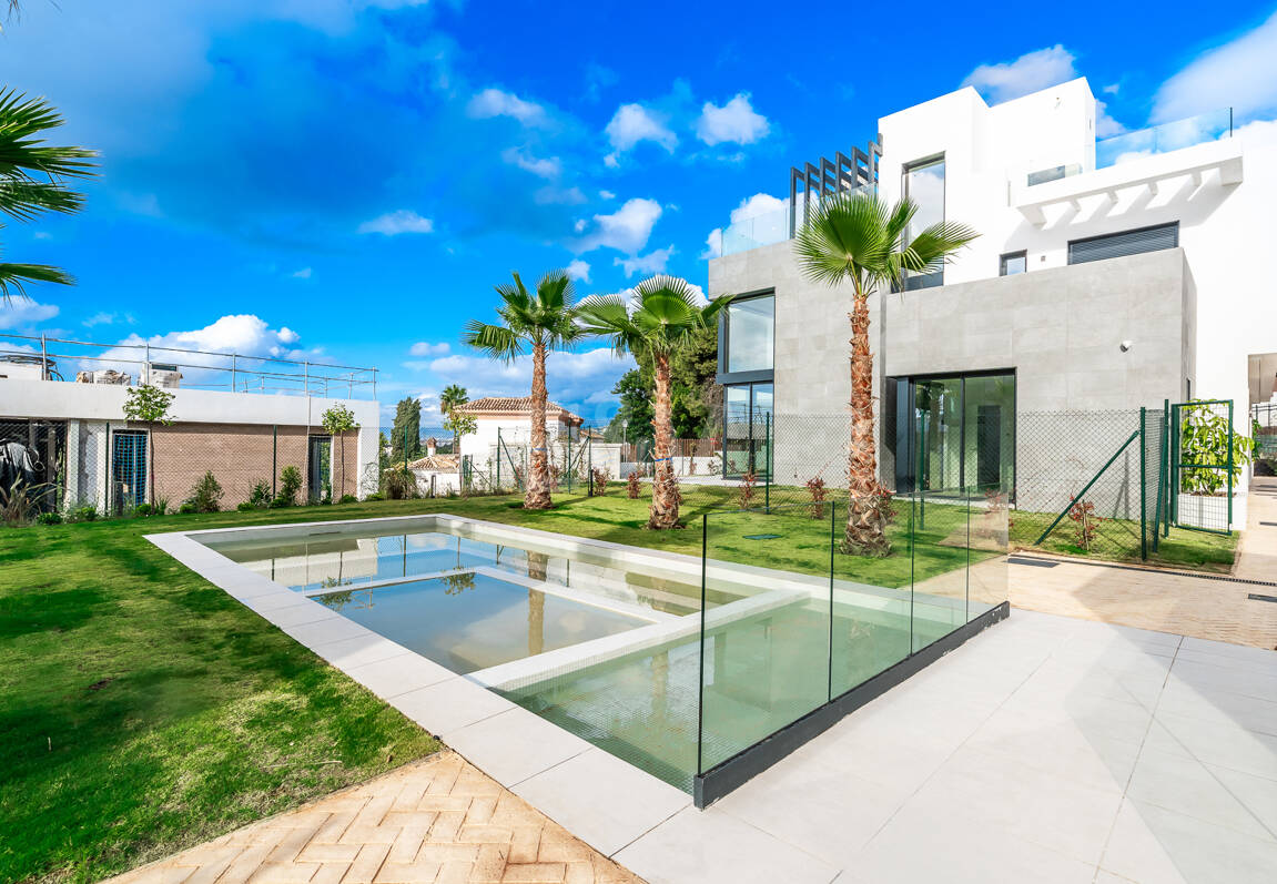 Meilleure propriété dans un développement exclusif à Rio Real avec des vues panoramiques ouvertes