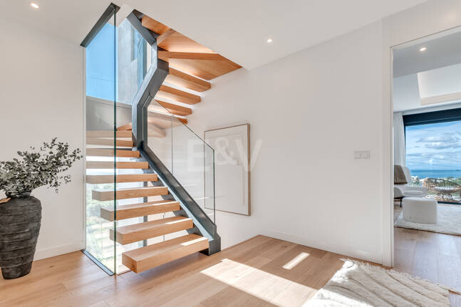 Meilleure propriété dans un développement exclusif à Rio Real avec des vues panoramiques ouvertes