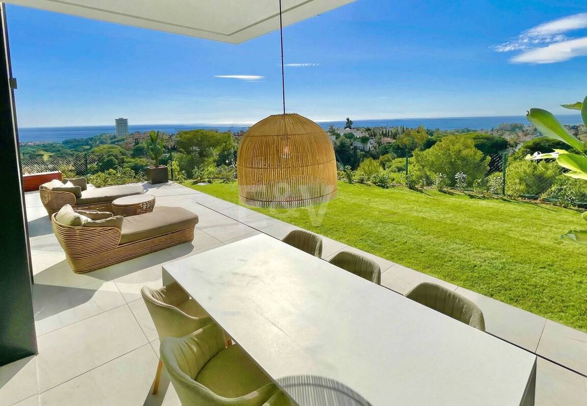 Meilleure propriété dans un développement exclusif à Rio Real avec des vues panoramiques ouvertes