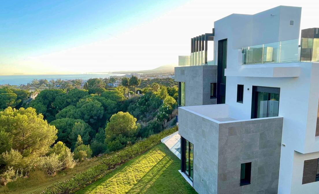 Best Property in an Exclusive Development in Rio Real with Open Panoramic Views