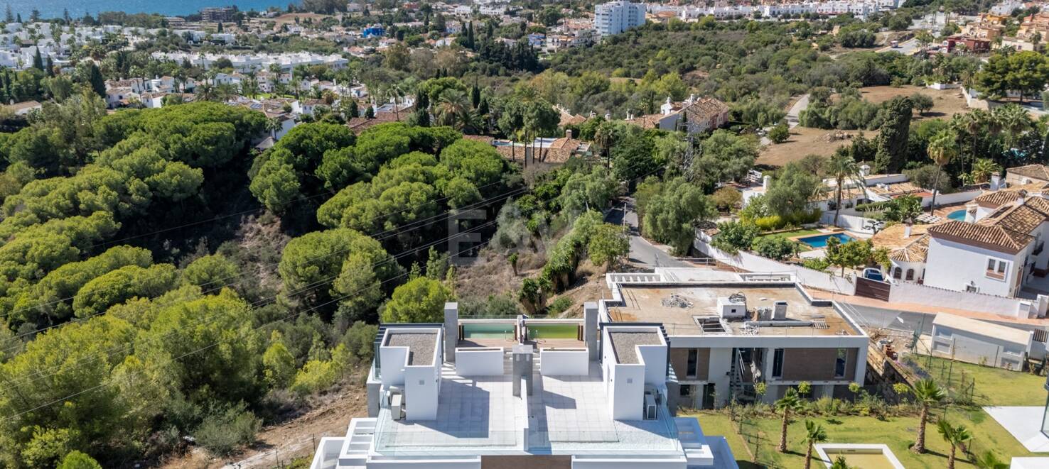 Meilleure propriété dans un développement exclusif à Rio Real avec des vues panoramiques ouvertes
