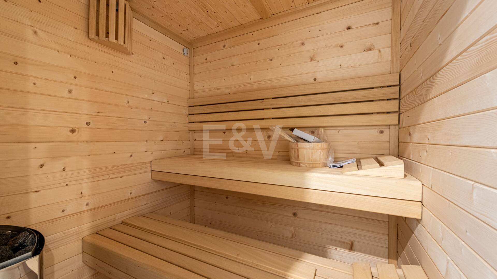 La mejor propiedad en una urbanización exclusiva en Río Real con vistas panorámicas abiertas