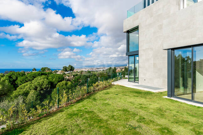 Meilleure propriété dans un développement exclusif à Rio Real avec des vues panoramiques ouvertes