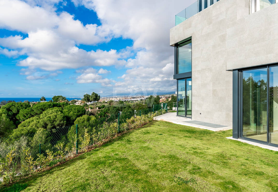 Meilleure propriété dans un développement exclusif à Rio Real avec des vues panoramiques ouvertes