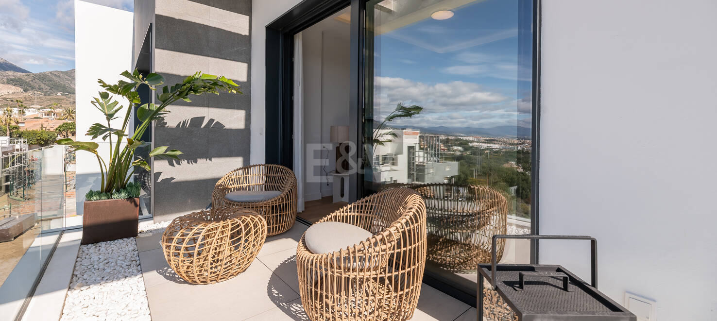 Meilleure propriété dans un développement exclusif à Rio Real avec des vues panoramiques ouvertes
