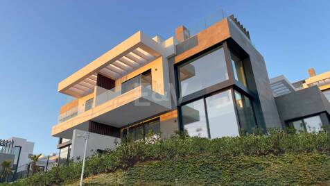 La mejor propiedad en una urbanización exclusiva en Río Real con vistas panorámicas abiertas