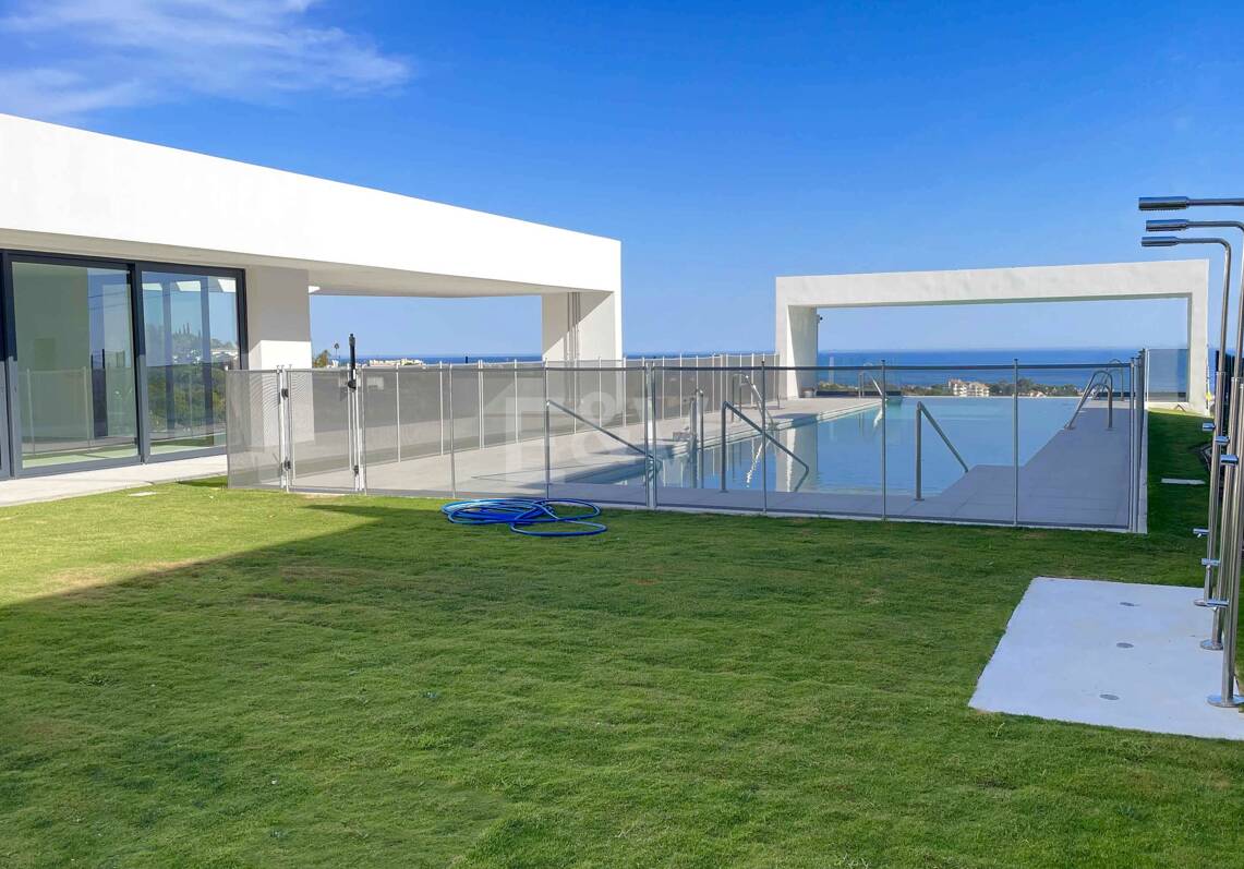 Bästa egendom i en exklusiv utveckling i Rio Real med öppna panoramautsikter