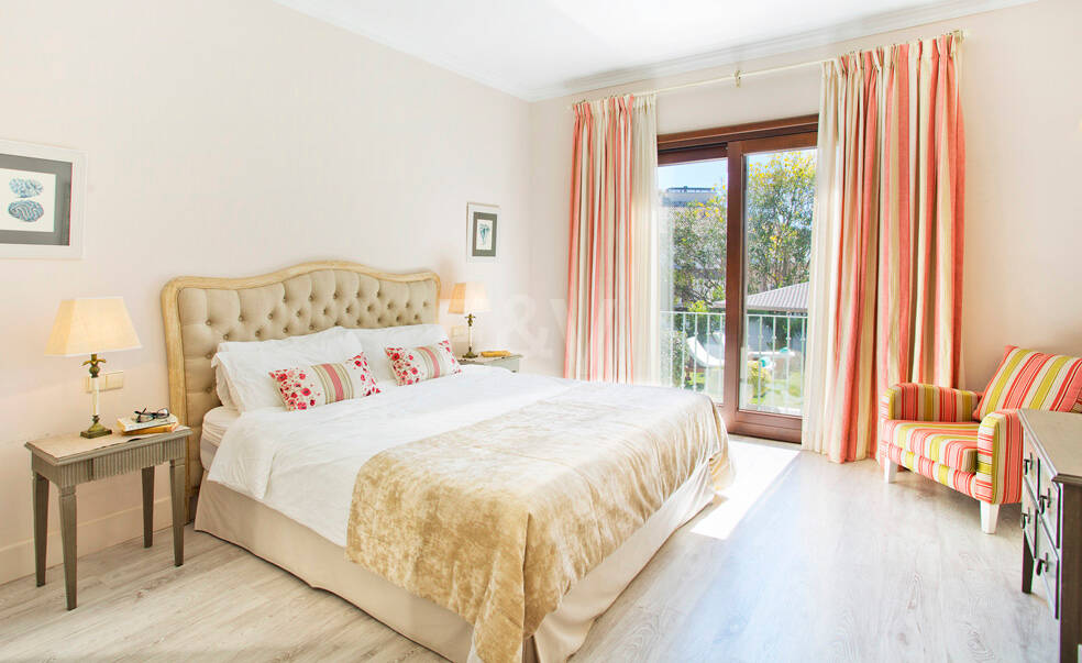 Villa elegante cerca del mar en Marbella