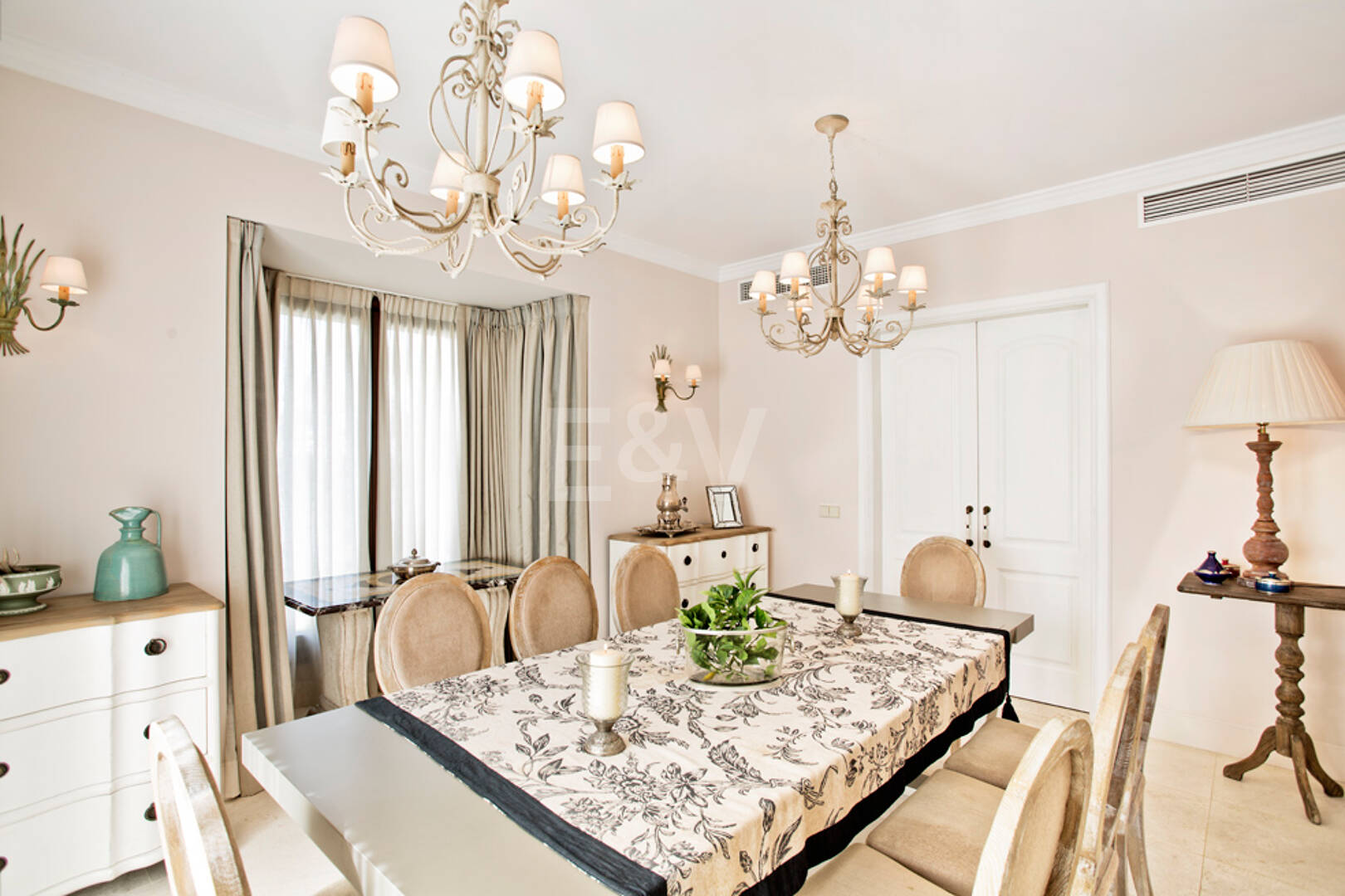 Villa att hyra i Beach Side Golden Mile, Marbella Golden Mile