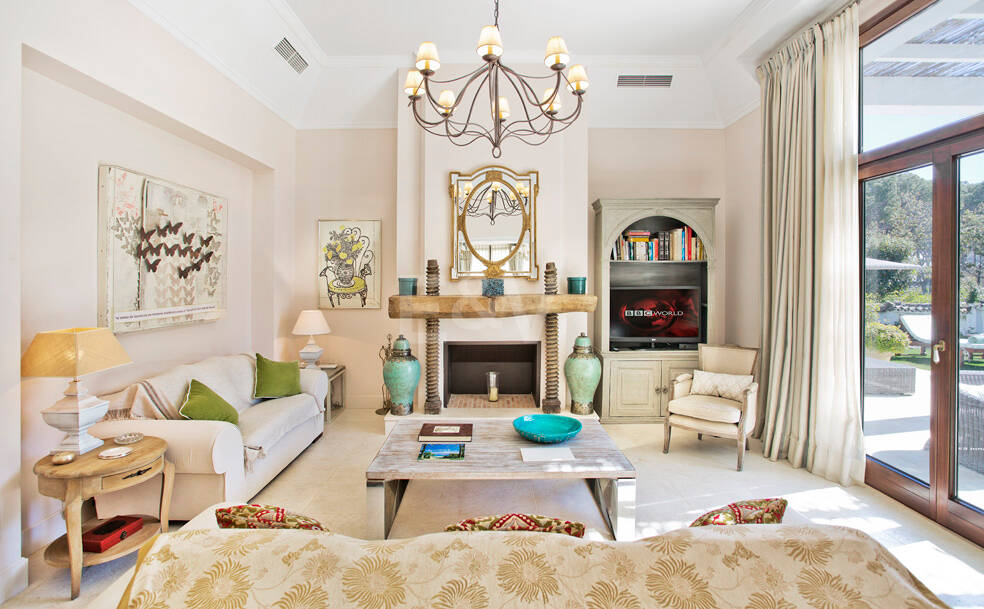 Villa elegante cerca del mar en Marbella