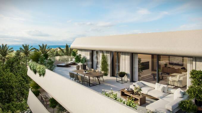 Penthouse hors plan de 4 chambres à la plage de San Pedro avec terrasse spacieuse