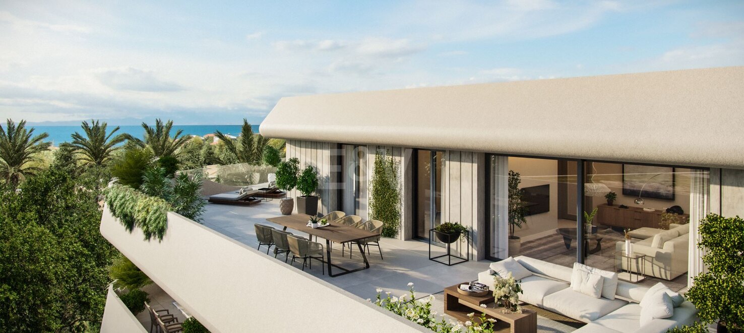 Penthouse hors plan de 4 chambres à la plage de San Pedro avec terrasse spacieuse