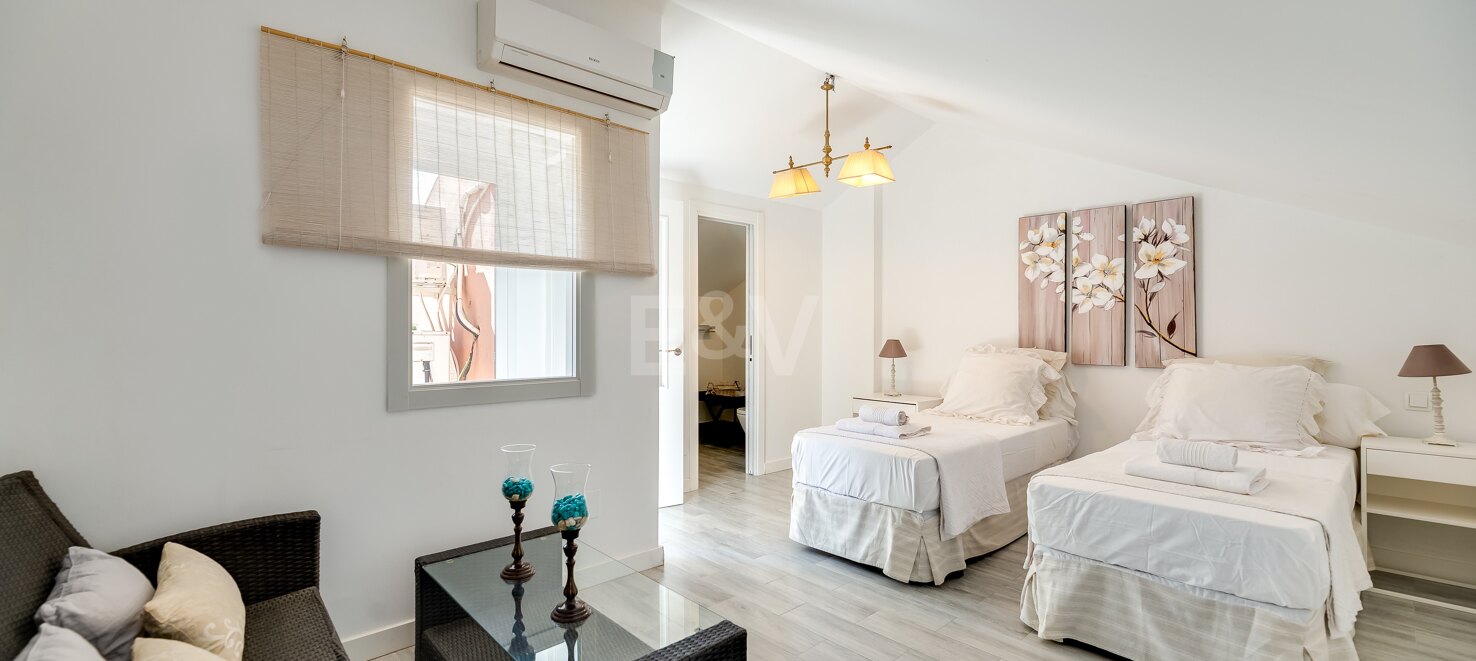 Spacieux Beachside Townhouse dans la communauté fermée avec court de tennis