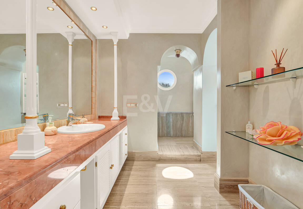 En flykting av lyx med medelhavselegans