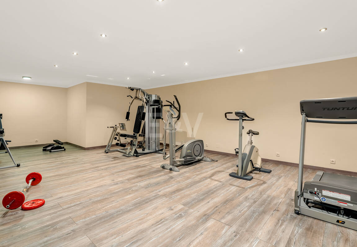 En flykting av lyx med medelhavselegans