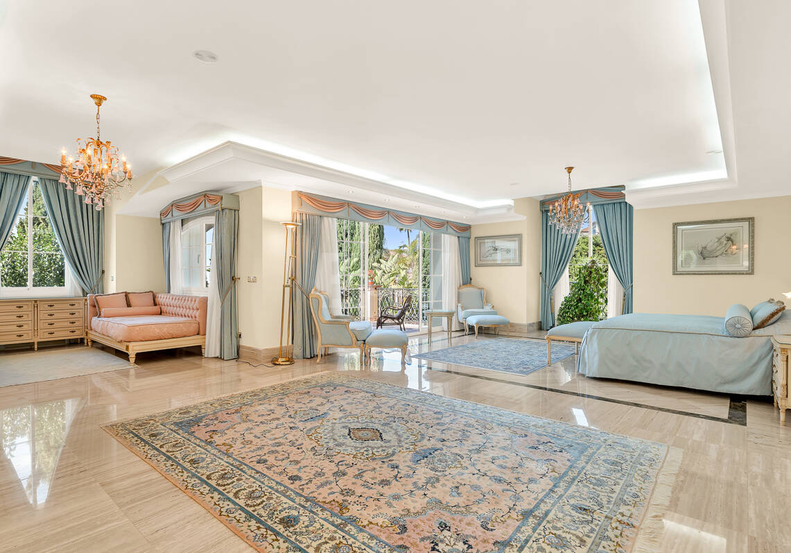 Refuge of Luxury with Mediterranean Elegance