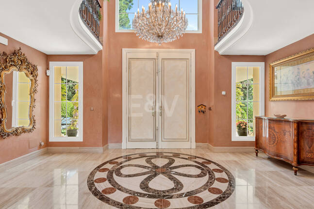 En flykting av lyx med medelhavselegans