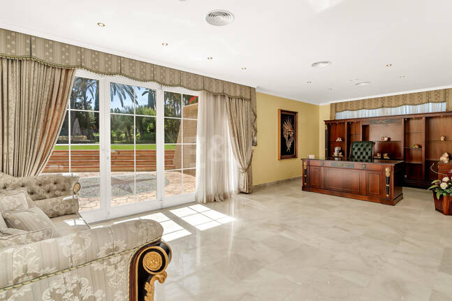 En flykting av lyx med medelhavselegans