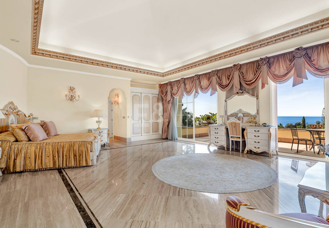 En flykting av lyx med medelhavselegans