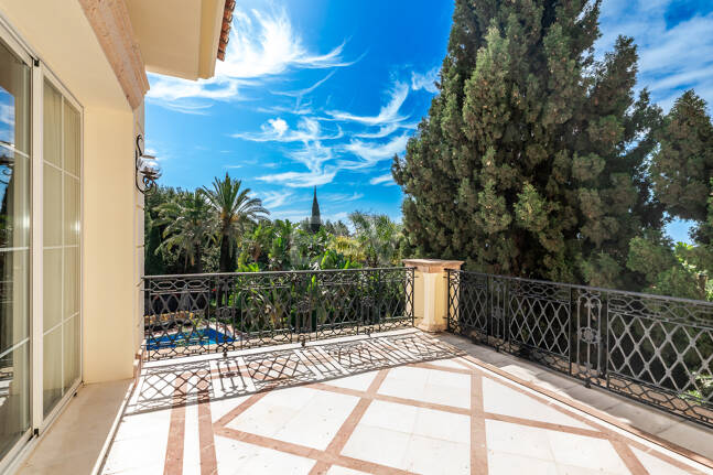 En flykting av lyx med medelhavselegans