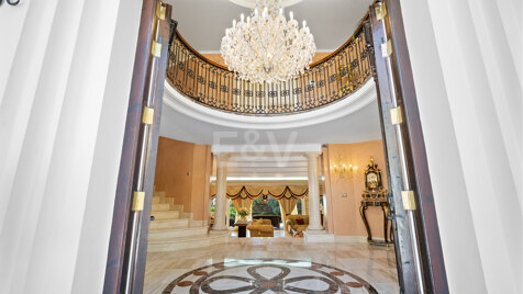 Refuge of Luxury with Mediterranean Elegance