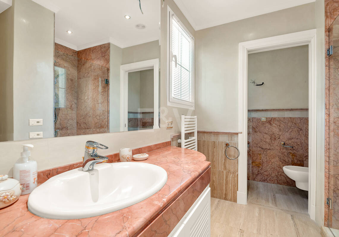 Refuge of Luxury with Mediterranean Elegance