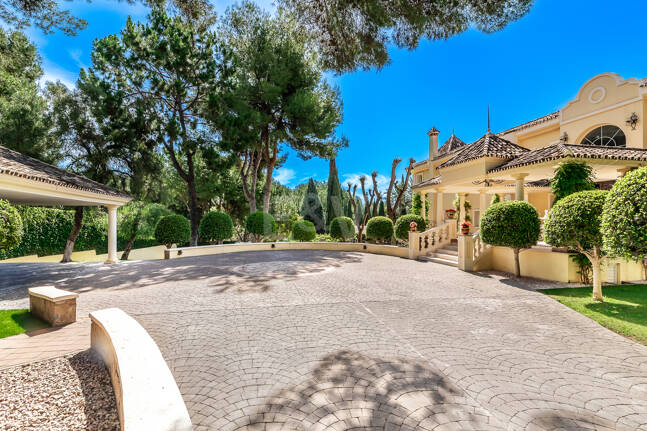 En flykting av lyx med medelhavselegans