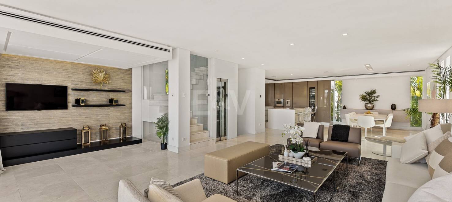 Second Line Beach Villa i Puente Romano