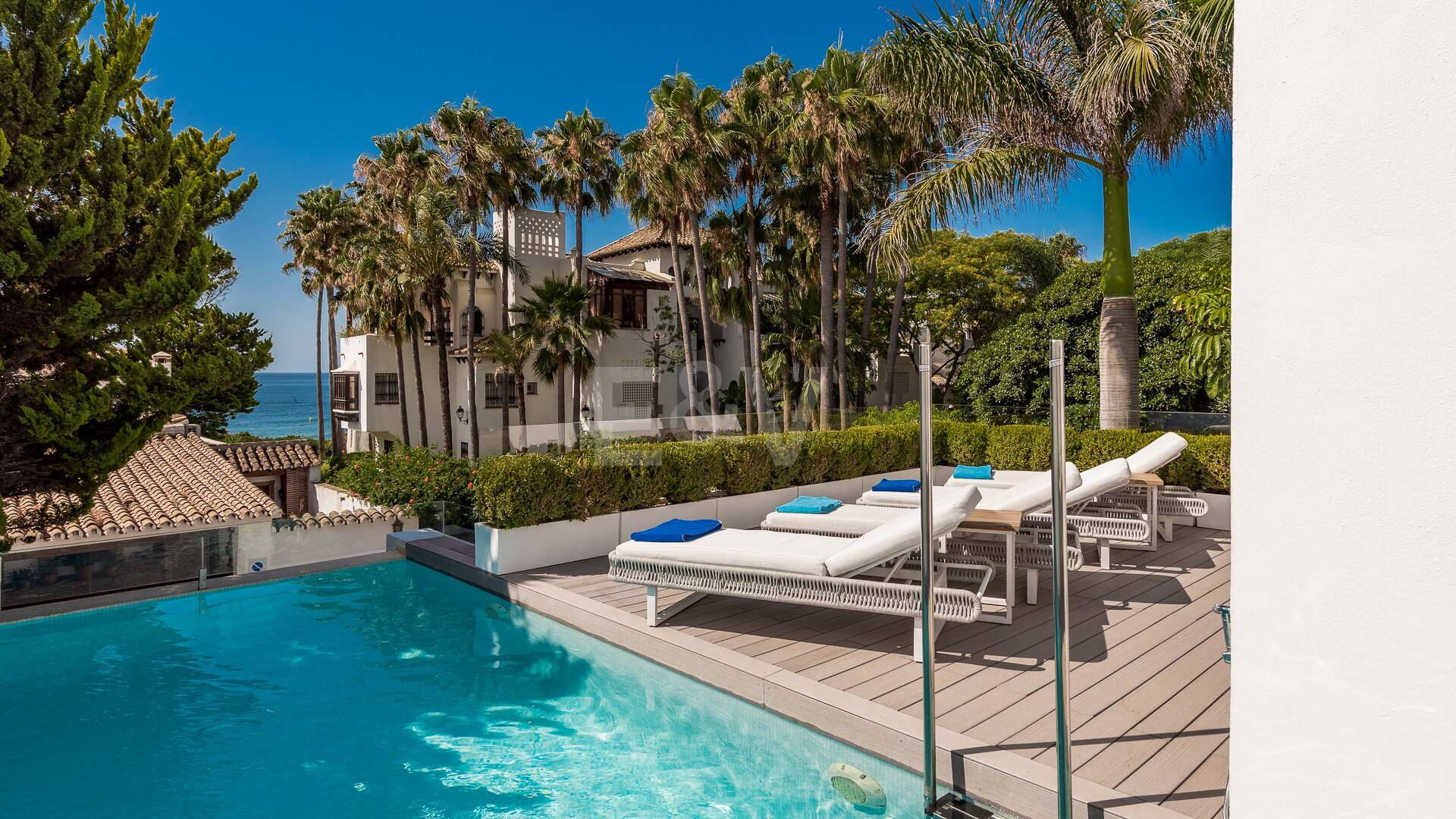 Second Line Beach Villa i Puente Romano