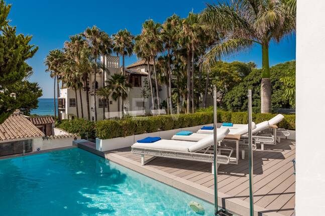 Second Line Beach Villa i Puente Romano