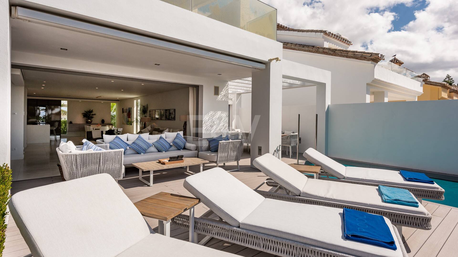 Second Line Beach Villa i Puente Romano