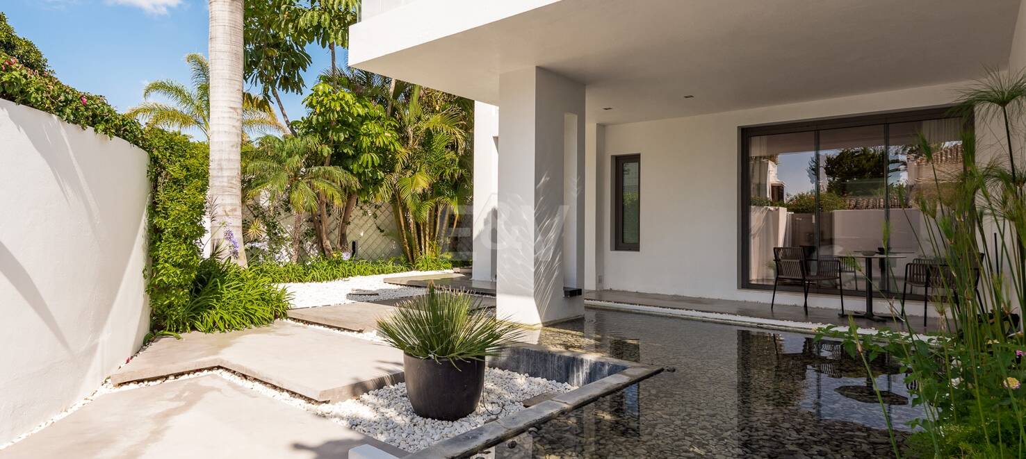 Second Line Beach Villa i Puente Romano