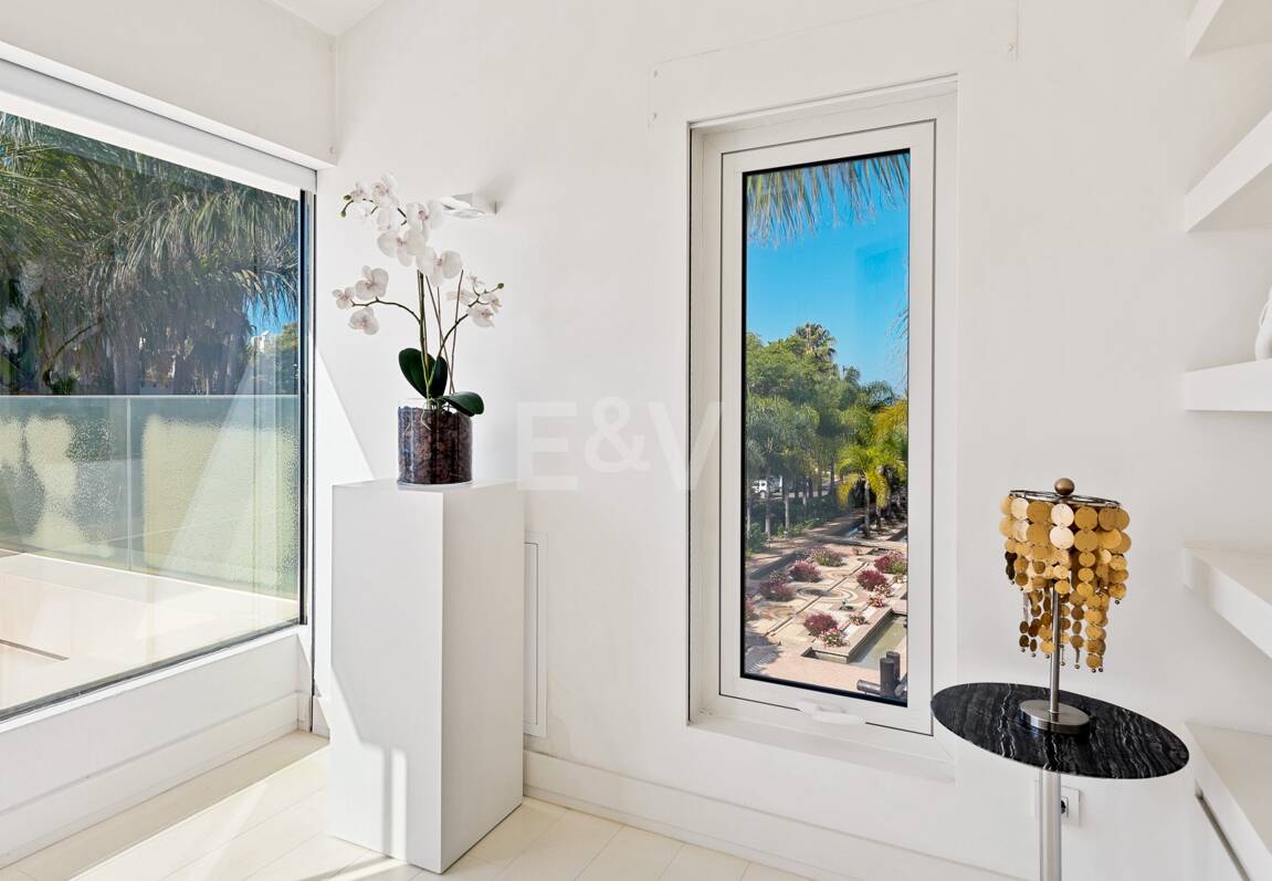 Second Line Beach Villa i Puente Romano