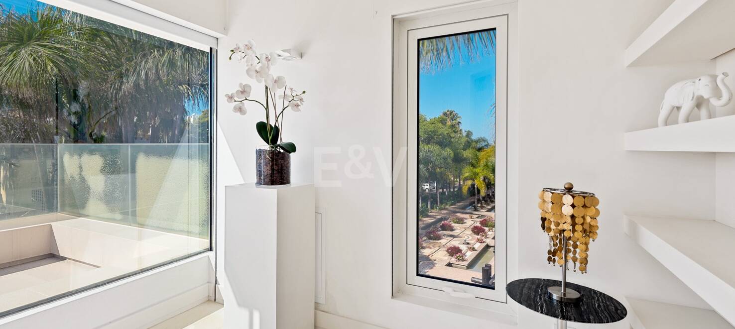 Second Line Beach Villa i Puente Romano